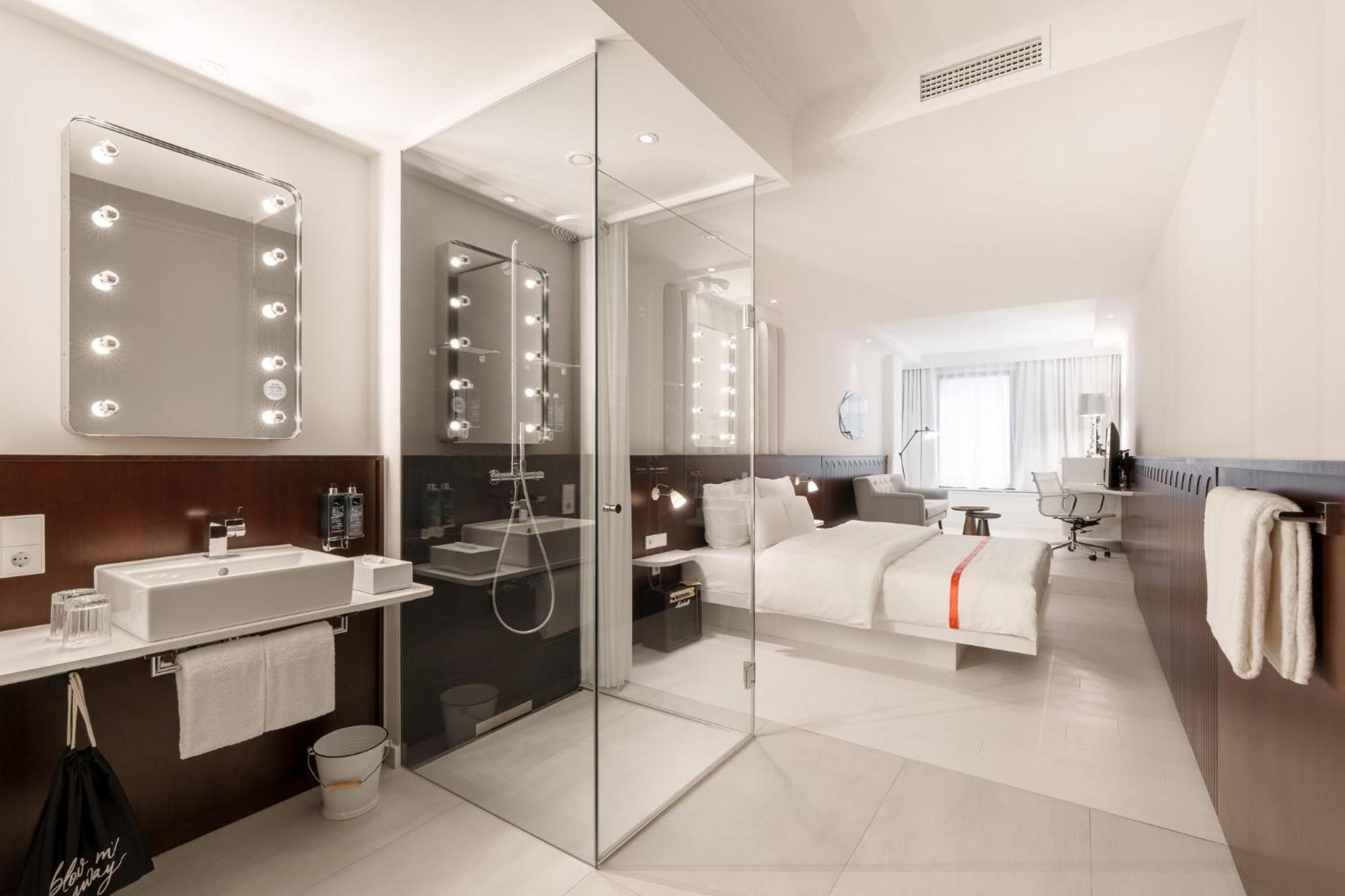Ruby Hanna Hotel Stuttgart Ngoại thất bức ảnh